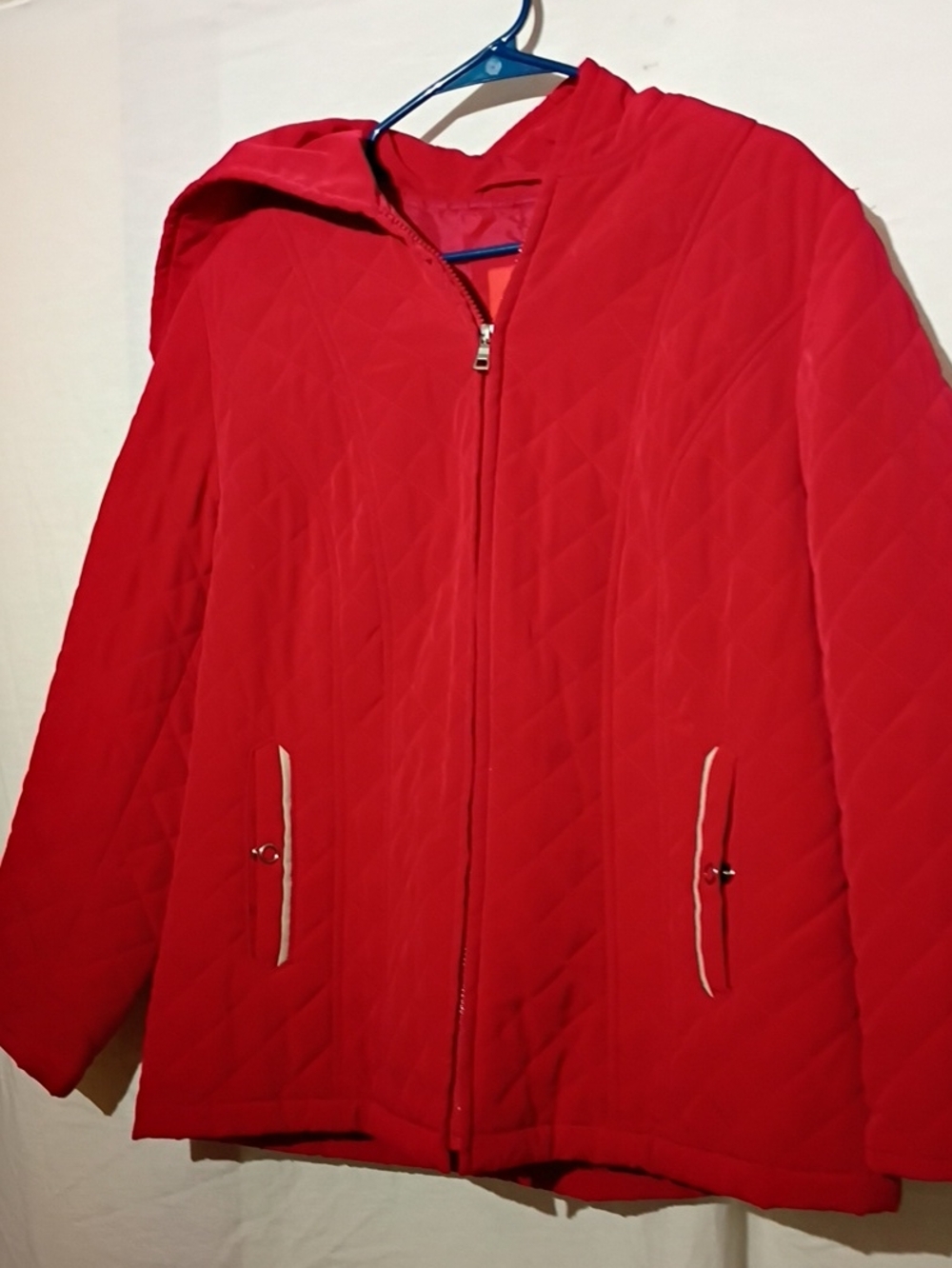 Red Quilted Puffer Jacket with Zip Front, Hood and Pockets, Sz 1X, NWOT